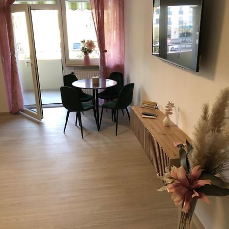 אוגסבורג Lilis Apartment Mit Balkon מראה חיצוני תמונה